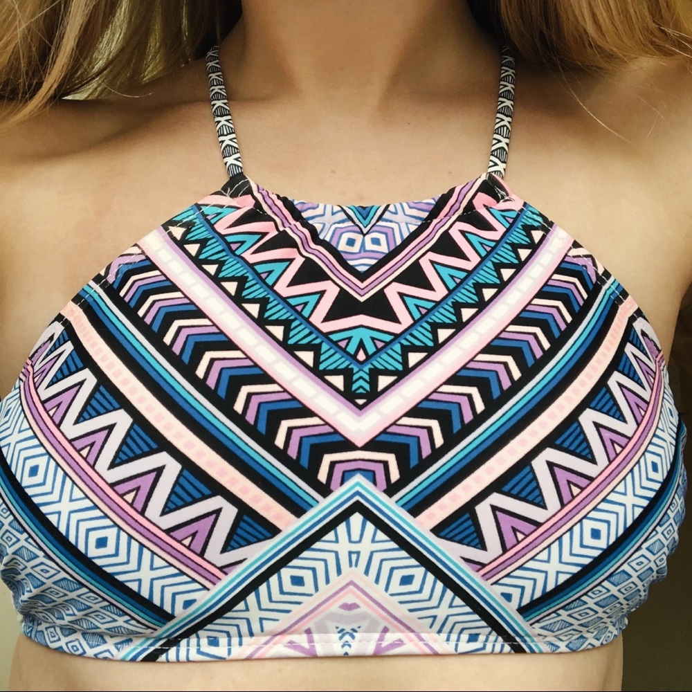 Target Halter Bikini Top - Picture 2 of 4